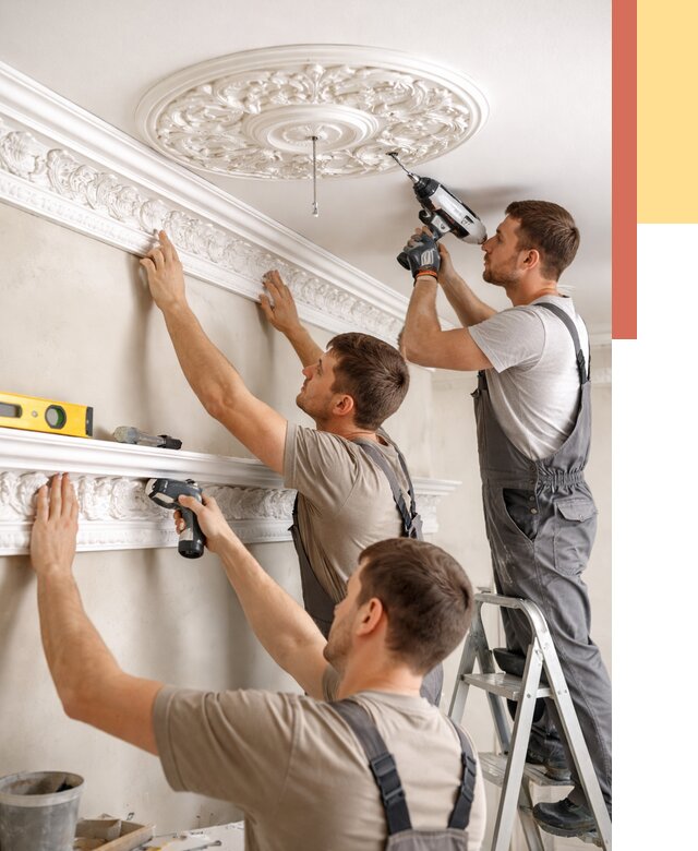 Монтаж лепнины на потолок в Стрежевом от 3262 руб. быстро и недорого | ОТДЕЛОЧНИК-Стж